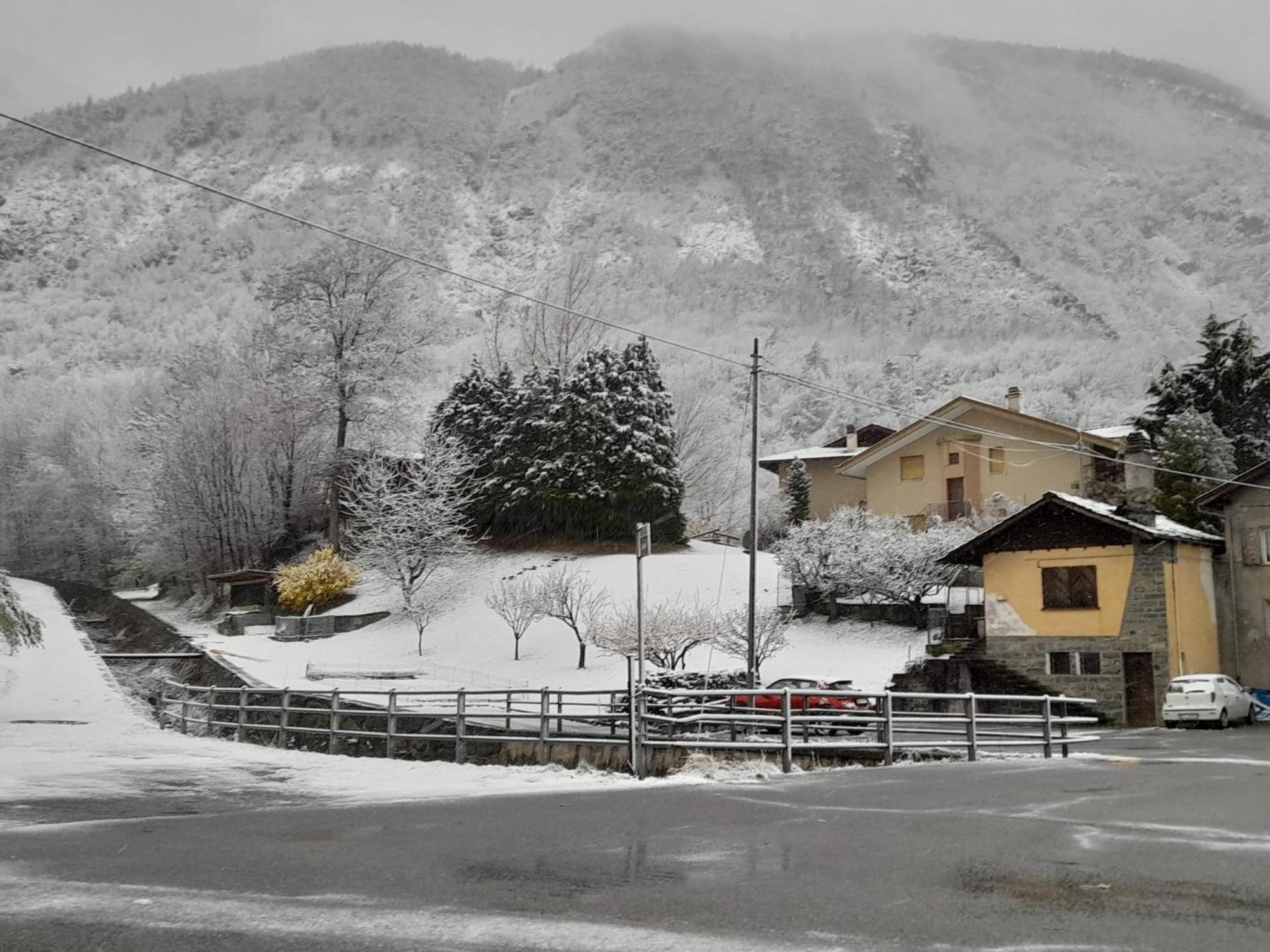 Le Chalet Du Village Chambave Εξωτερικό φωτογραφία